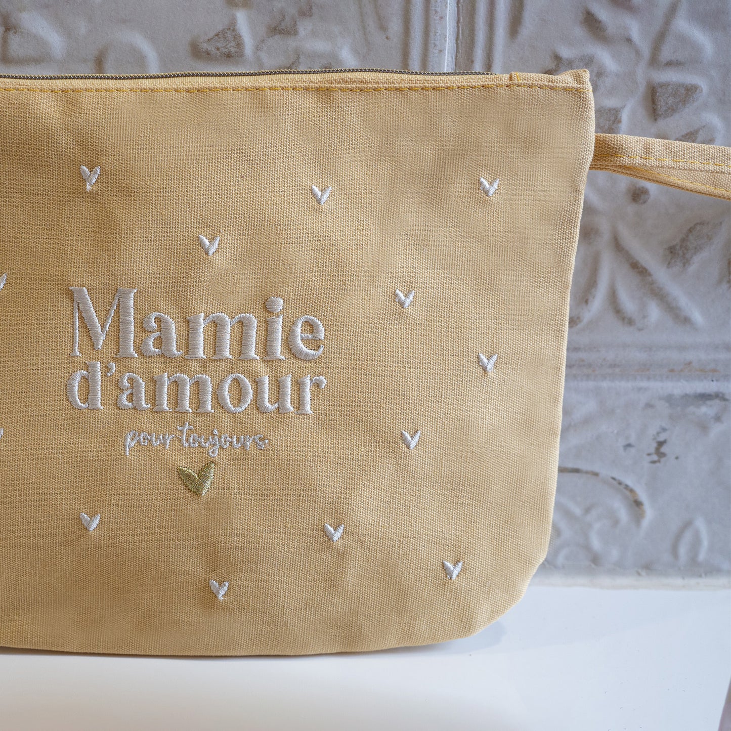 Pochette brodée - Mamie d'amour pour toujours