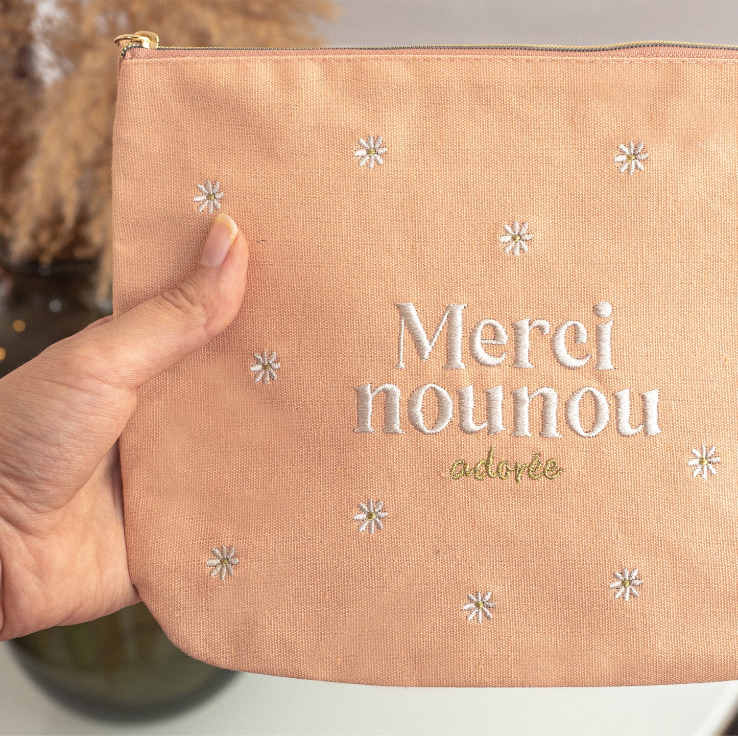 Pochette brodée - Merci nounou adorée