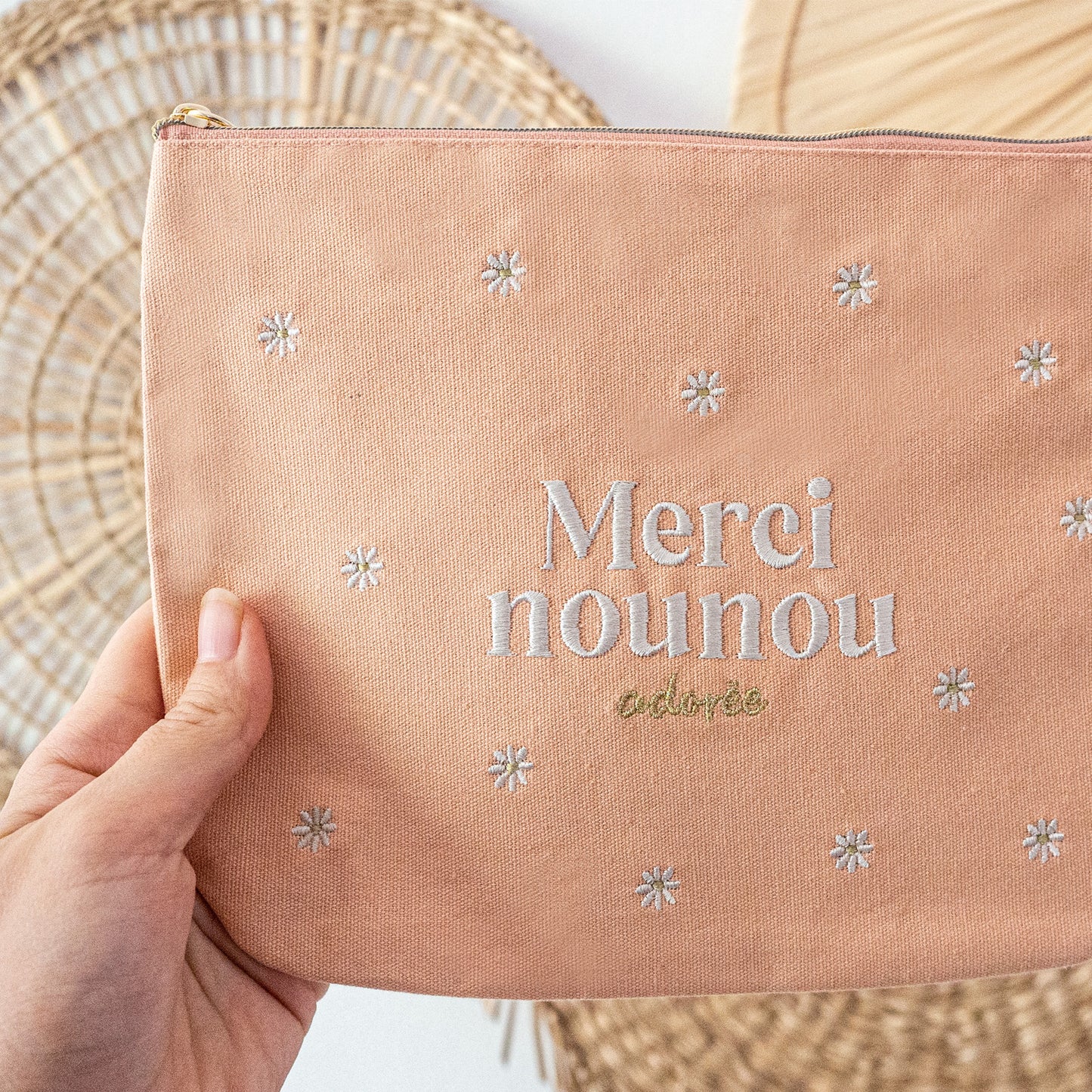 Pochette brodée - Merci nounou adorée