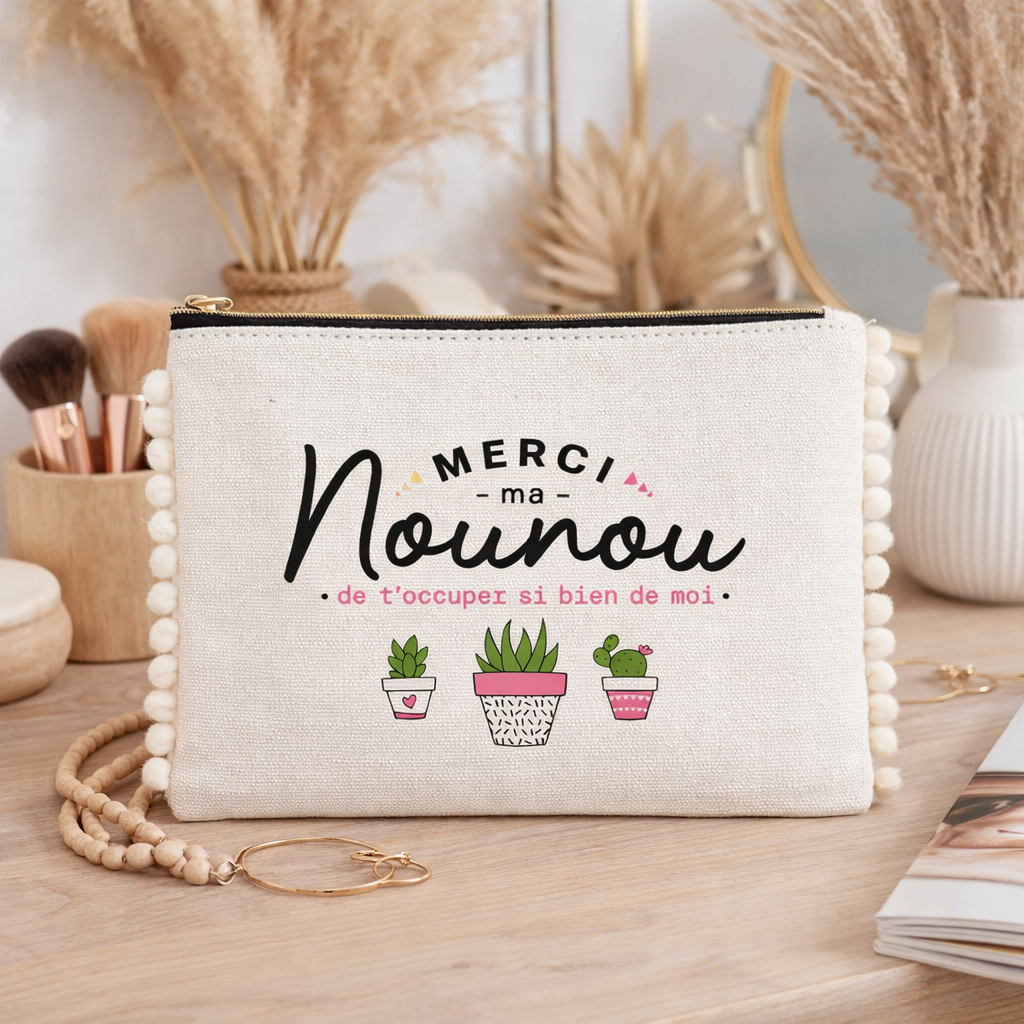 Pochette pompons nounou – Merci ma nounou de t’occuper si bien de moi – pochette coton – cadeau nounou – fin d’année scolaire