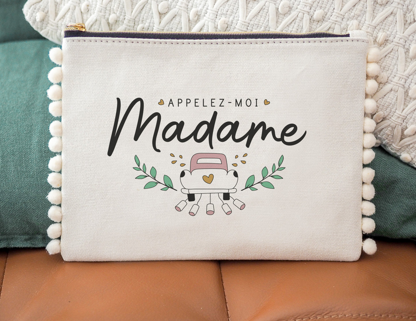 Pochette - pompon - Appelez moi madame - Manahia