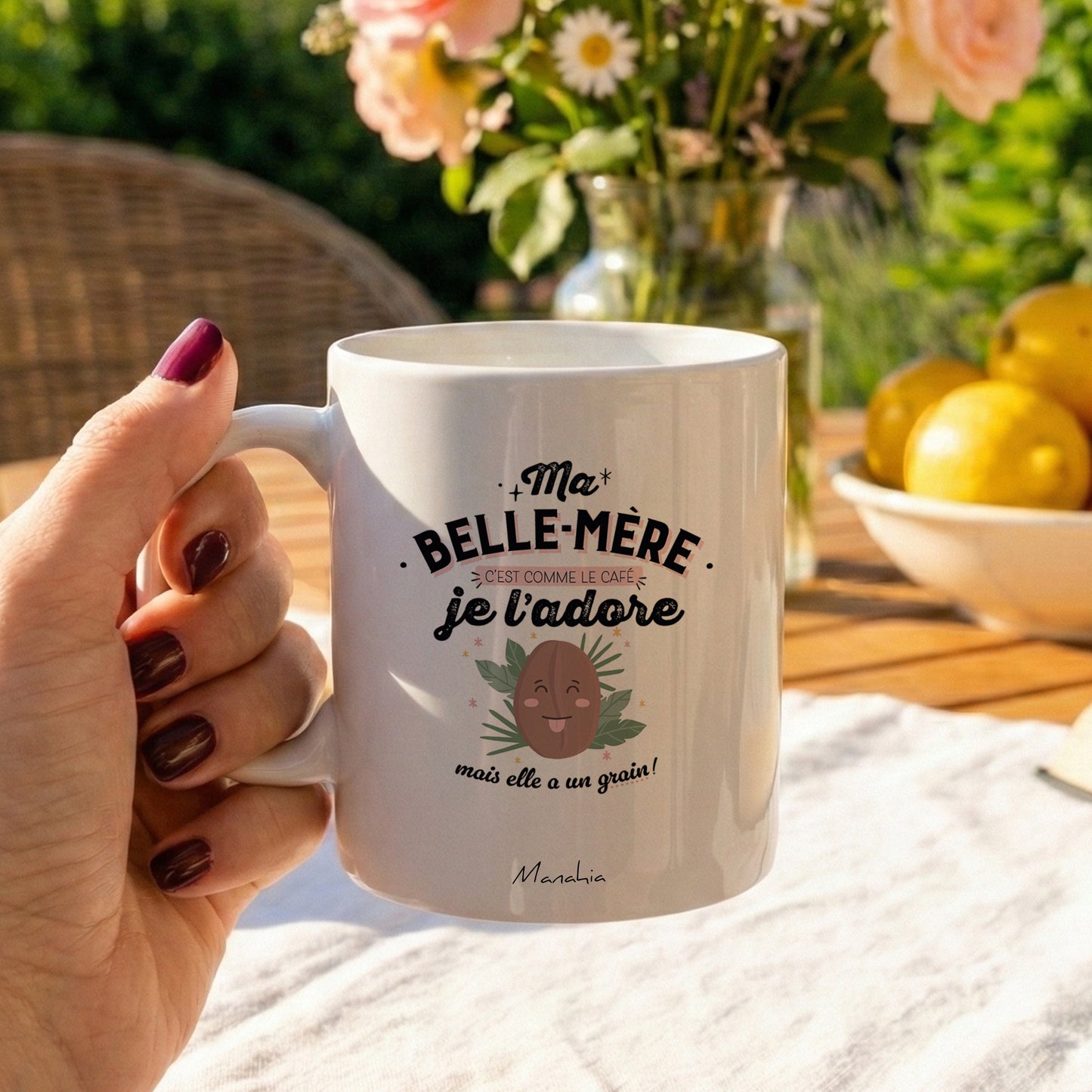 Mug belle-mère – Ma belle-mère c'est comme le café, je l'adore, mais elle a un grain !