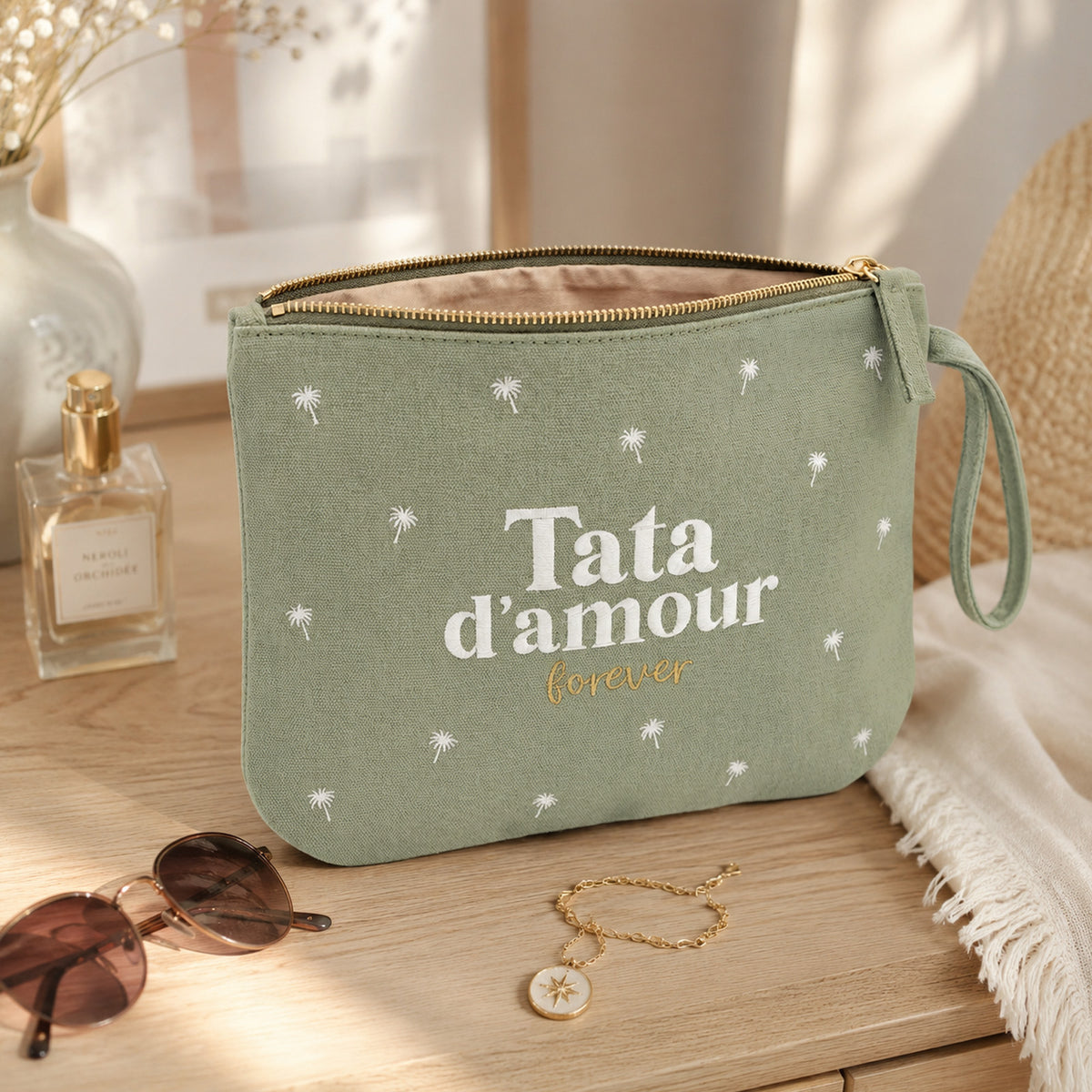 Pochette brodée tata – Tata d'amour forever