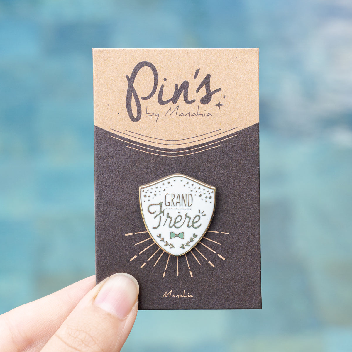Cadeau Grossesse Pin's Grande Soeur Manahia - Broche Émaillée Dorée Pour Annonce Naissance - Original Annonce Grossesse Originale Cadeau Grossesse Pin's Grande Soeur Manahia - Broche Émaillée Dorée Pour Annonce Naissance - Original Annonce Grossesse Originale